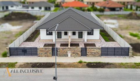 Prodej Rodinný dům, Rodinný dům, Florida Villa Park, Dunajská Streda, 