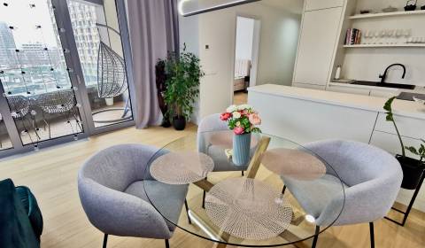 Pronájem Byt 3+1, Byt 3+1, Bratislava - Staré Mesto, Slovensko