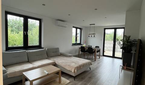 Prodej Rodinný dům, Rodinný dům, Topoľčany, Slovensko