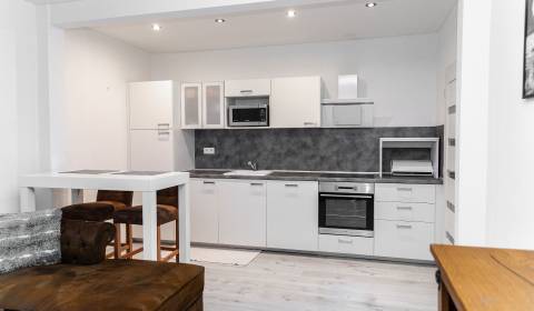 Prodej Byt 2+1, Byt 2+1, Kozmonautická, Bratislava - Ružinov, Slovensk