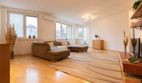 Pronájem Byt 3+1, Byt 3+1, Slávičie údolie, Bratislava - Staré Mesto, 