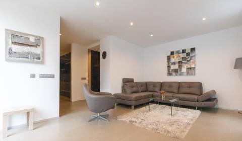 Pronájem Byt 2+1, Byt 2+1, Bárdošova, Bratislava - Nové Mesto, Slovens