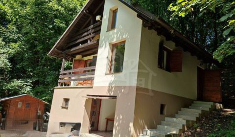 Prodej Rodinný dům, Rodinný dům, Púchov, Slovensko