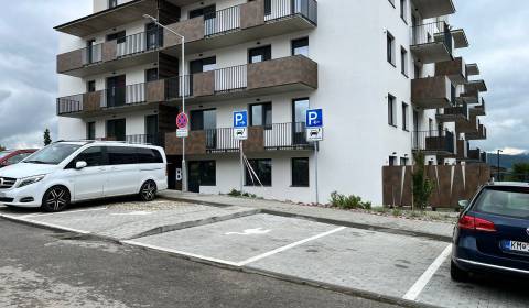 Pronájem Kancelářské prostory, Kancelářské prostory, Považská Bystrica