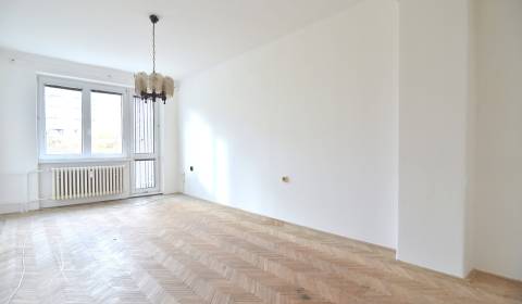 Prodej Byt 2+1, Byt 2+1, Sečovská, Bratislava - Ružinov, Slovensko