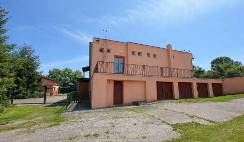 Prodej Prostory pro obchod, Prostory pro obchod, Topoľčany, Slovensko