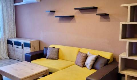 Pronájem Byt 3+1, Byt 3+1, Partizánska, Nitra, Slovensko