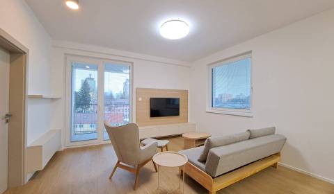 Pronájem Byt 2+1, Byt 2+1, Poprad, Slovensko