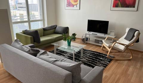 Pronájem Byt 2+1, Byt 2+1, Budovateľská, Bratislava - Ružinov, Slovens