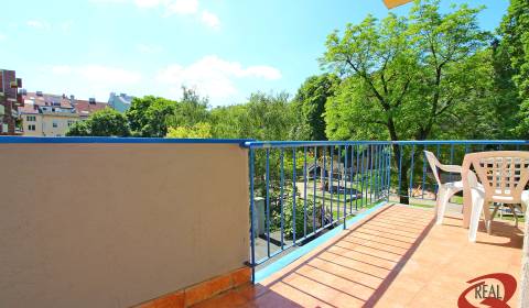 Pronájem Byt 3+1, Byt 3+1, Palisády, Bratislava - Staré Mesto, Slovens