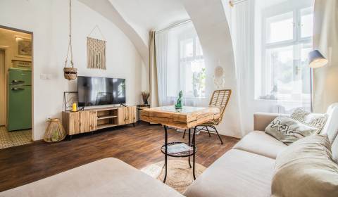 Prodej Byt 1+1, Byt 1+1, Obchodná, Bratislava - Staré Mesto, Slovensko