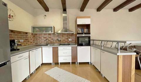 Prodej Rodinný dům, Rodinný dům, Hodská, Galanta, Slovensko