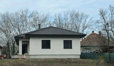 Prodej Rodinný dům, Rodinný dům, Komárno, Slovensko