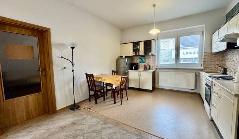 Pronájem Byt 2+1, Byt 2+1, Oriešková, Bratislava - Ružinov, Slovensko