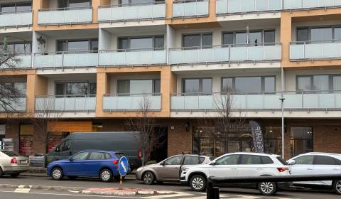 Pronájem Byt 2+1, Byt 2+1, Mierové nám., Senec, Slovensko