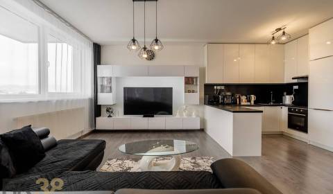 Prodej Byt 3+1, Byt 3+1, Poprad, Slovensko