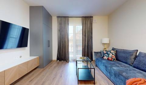 Pronájem Byt 2+1, Byt 2+1, Komárno, Slovensko