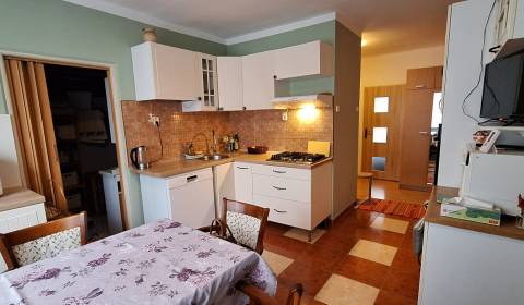 Prodej Byt 3+1, Byt 3+1, Komárno, Slovensko