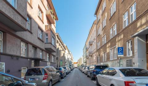 Pronájem Byt 3+1, Byt 3+1, Heydukova, Bratislava - Staré Mesto, Sloven