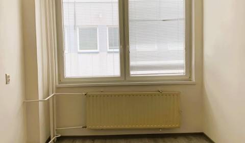 Pronájem Kancelářské prostory, Kancelářské prostory, Garbiarska, Košic