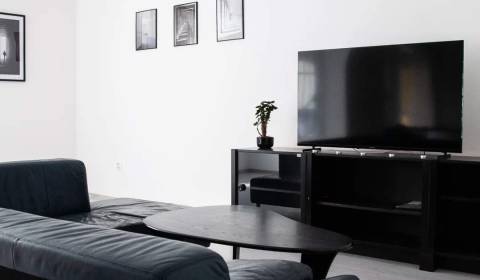 Pronájem Byt 2+1, Byt 2+1, Silvánová, Pezinok, Slovensko