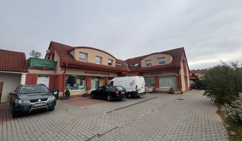 Výjimečný obchodní prostor na prodej v centru Piešťan
