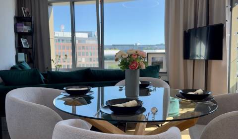 Pronájem Byt 3+1, Byt 3+1, Bratislava - Staré Mesto, Slovensko