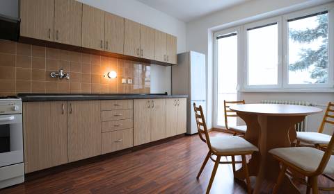 Pronájem Byt 3+1, Byt 3+1, Gogoľova, Trenčín, Slovensko