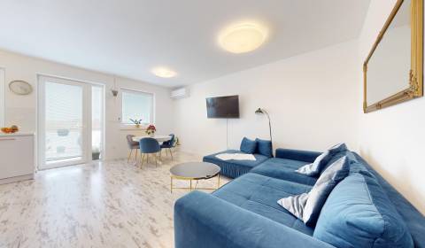 Prodej Byt 4+1, Byt 4+1, Šípková, Senec, Slovensko