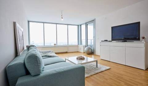 Prodej Byt 2+1, Byt 2+1, Bajkalská, Bratislava - Nové Mesto, Slovensko