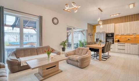 Prodej Rodinný dům, Rodinný dům, Trnava, Slovensko