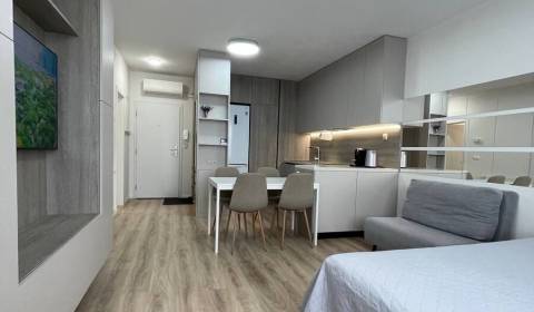 Prodej Byt 2+1, Byt 2+1, Bystrická, Bratislava - Devínska Nová Ves, Sl