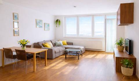 Prodej Byt 2+1, Byt 2+1, Jégého, Bratislava - Ružinov, Slovensko