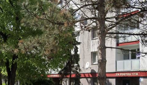 Pronájem Byt 2+1, Byt 2+1, Hlohovec, Slovensko