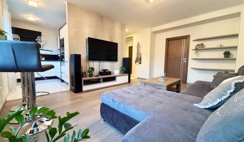 Pronájem Byt 2+1, Byt 2+1, Hospodárska, Trnava, Slovensko