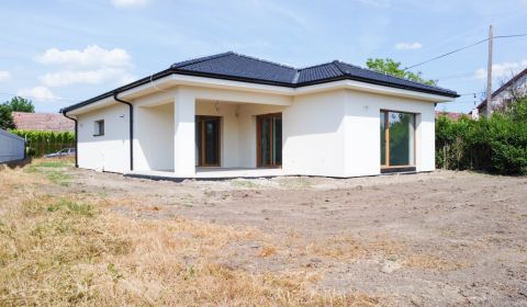 Prodej Rodinný dům, Rodinný dům, Trnava, Slovensko