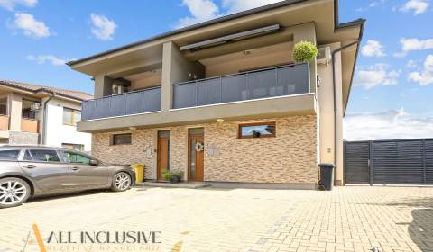 Prodej Byt 4+1, Byt 4+1, Senec, Slovensko