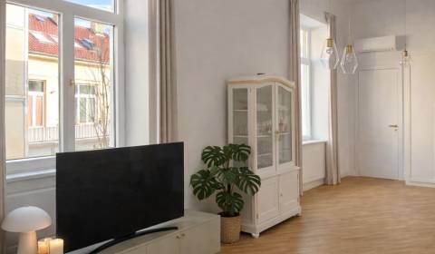 Pronájem Byt 3+1, Byt 3+1, Mlynská, Košice - Staré Mesto, Slovensko