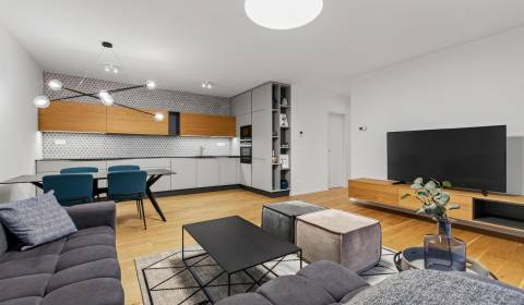 Prodej Byt 3+1, Byt 3+1, Jeséniova, Bratislava - Nové Mesto, Slovensko