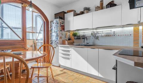 Prodej Byt 4+1, Byt 4+1, Ševčenkova, Bratislava - Petržalka, Slovensko