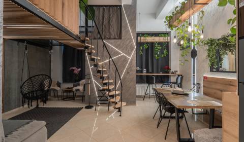 Prodej Byt 3+1, Byt 3+1, Námestie 1.mája, Bratislava - Staré Mesto, Sl