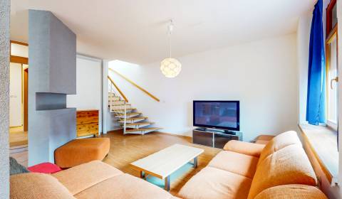 Prodej Byt 5+1 a víc, Byt 5+1 a víc, Klemensova, Bratislava - Staré Me