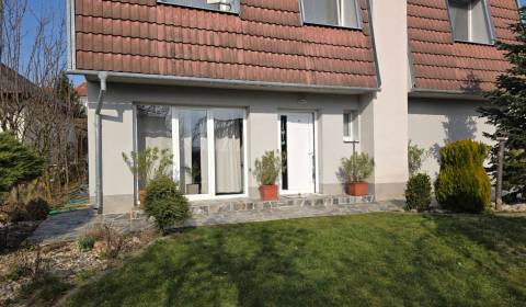 PRONÁJEM - Útulný byt v rodinném domě - Nitra, Zobor