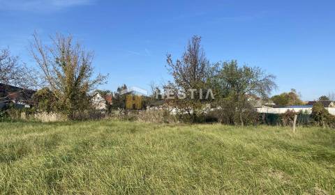 Prodej Pozemky - bydlení, Pozemky - bydlení, Senica, Slovensko