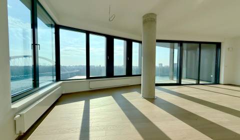 Prodej Byt 4+1, Byt 4+1, Pribinova, Bratislava - Ružinov, Slovensko