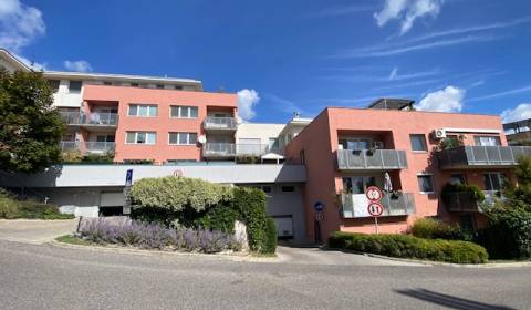 Pronájem Byt 2+1, Byt 2+1, Na Zlatej nohe, Bratislava - Nové Mesto, Sl