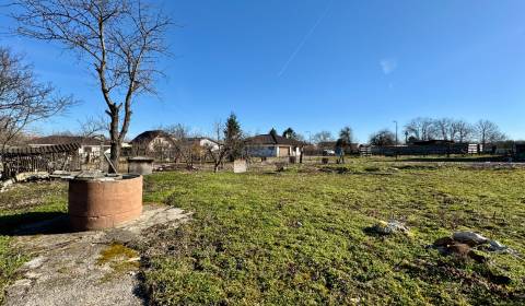 Prodej Pozemky - bydlení, Pozemky - bydlení, Topoľčany, Slovensko