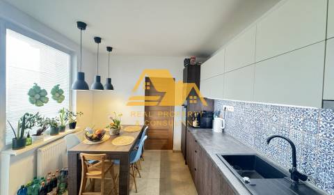 Prodej Byt 3+1, Byt 3+1, juh, Nové Zámky, Slovensko