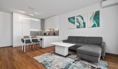 Prodej Byt 2+1, Byt 2+1, Na križovatkách, Bratislava - Ružinov, Sloven