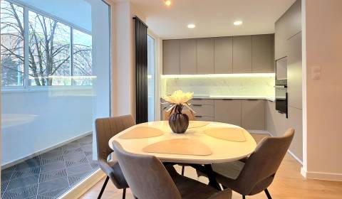 Prodej Byt 3+1, Byt 3+1, Tr. SNP, Košice - Západ, Slovensko